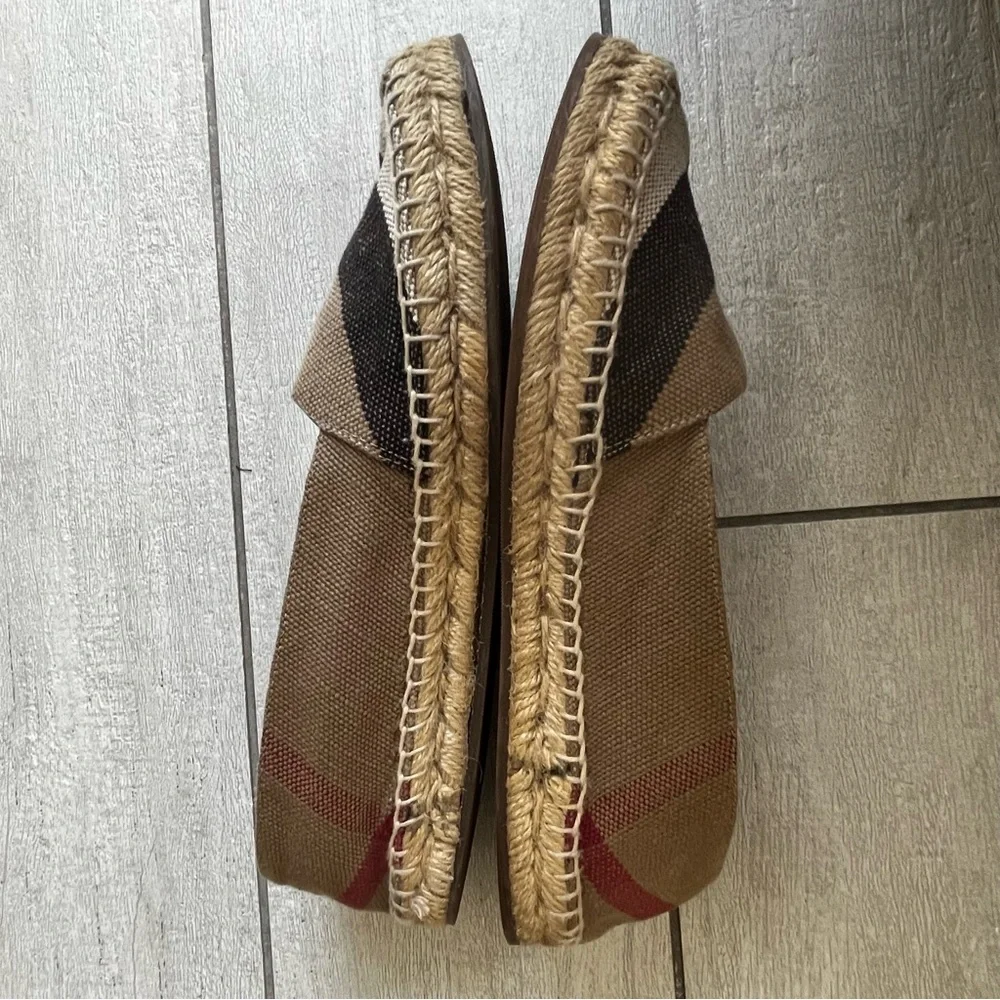 Burberry Authentic Beige Hodgeson House Check Canvas Flat Espadrille Size 7